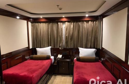 Maadi Hotel | الباخرة نايل كروز