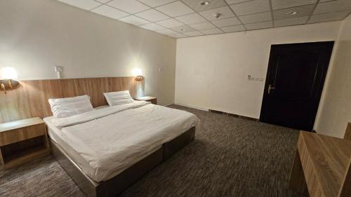 Medina Apartment | الخالديه للشقق المخدومه