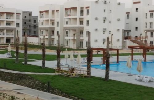 Sidi Abd El-Rahman Apartment | Discover الساحل الشمالي: Family & Pet-Friendly Retreat