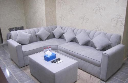 Al Hili Apartment | Discover العين الهيلي مصباح ب 7: Pet-Friendly Retreat