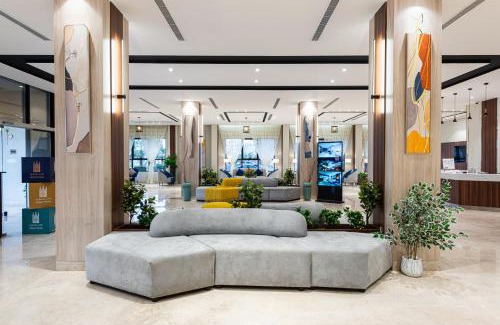 Jizan Hotel | Discover القصر الكورنيش: Eco-Friendly Comfort Awaits