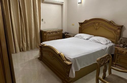 Agouza Apartment | Discover المهندسين شارع لبنان: Family-Friendly Retreat