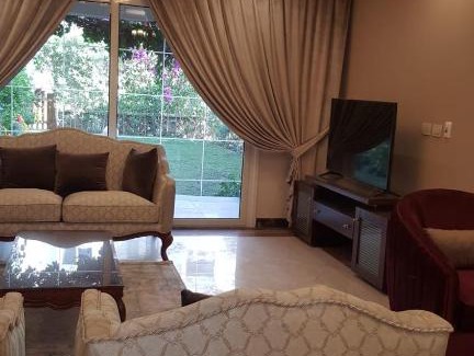 New Cairo Villa | Discover الهايد بارك التجمع الخامس: Family-Friendly Retreat