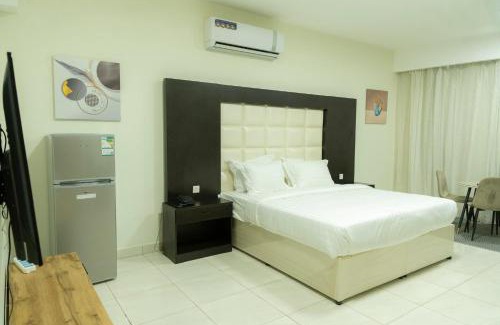 Unaizah Hotel | اونيسن البري للشقق الفندقية