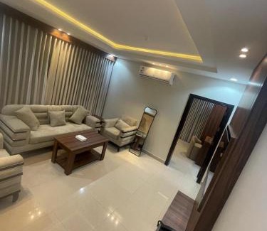 Al Aziziyah Apartment | ايفان للشقق المخدومة 2