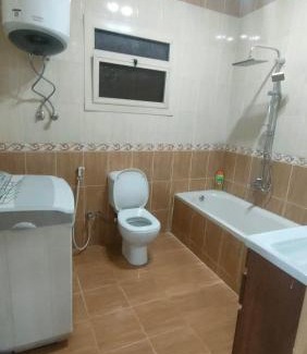 Helwan Apartment | بفضل الله شقه فندقيه مكيفه ونت وحارس عقار تري النيل