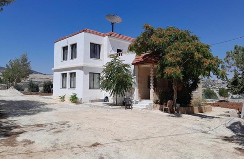 Jerash Villa | Discover Villa Gate of Jerash North—Family Friendly Retreat