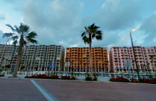Marsa Matruh Apartment | Discover بورتو جولف مارينا: Family-Friendly with Pool