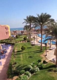Zafarana Apartment | Discover Porto South Beach: Pet-Friendly Retreat in Ain Sokhna