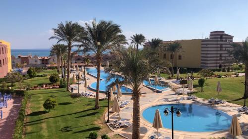 Zafarana Apartment | Discover Porto South Beach: Pet-Friendly Retreat in Ain Sokhna