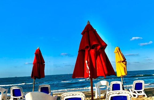 Al-Manasrah Resort | Relax at Portosaid with Ocean Views and Private Beach