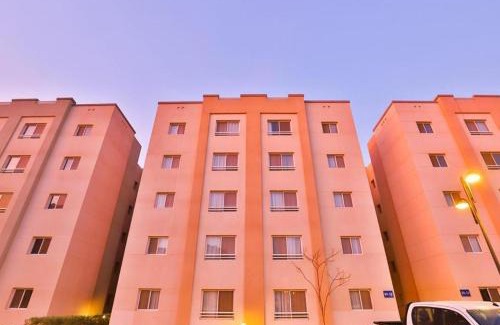 King Abdullah Economic City Apartment | Oceanfront Bliss at Adar Homes - Rated 8.7/10 by Guests