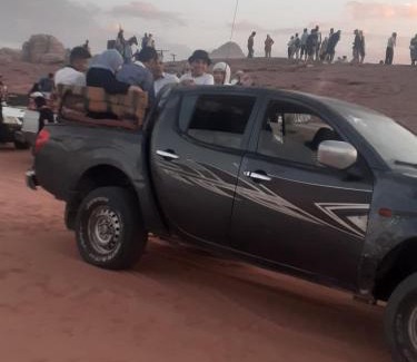 Wadi Rum Resort | Explore Wadi Rum with Family-Friendly Jeep Tours