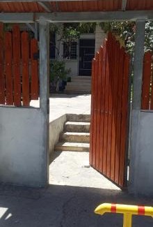 Bethlehem House | Discover بيت ضيافة حنضلة: Highly Rated & Family Friendly
