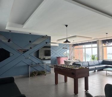 Durrat Al-Arous Apartment | Discover درة العروس فان بيتش: Oceanfront Family Retreat