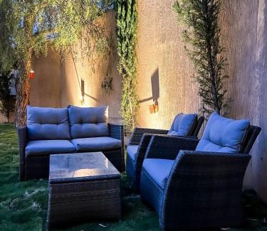Abha Al Jadidah Apartment | Raiden: Guest Rated 10/10 with Hot Tub & Pet Friendly Options