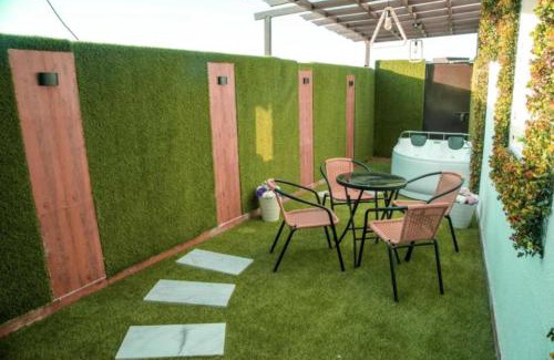 Taif Apartment | Explore رمال الجزيره: Pet-Friendly Oasis with Pool Access