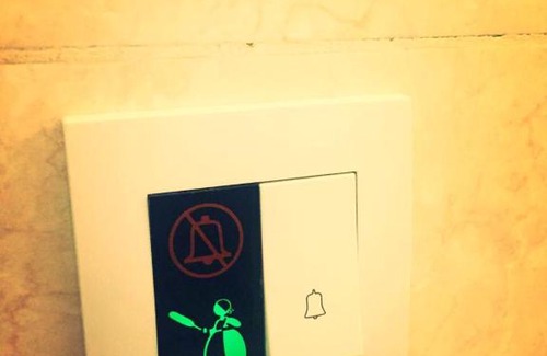 Jeddah Hotel | Budget-Friendly Stay at رواسل النخلة 1 with Breakfast