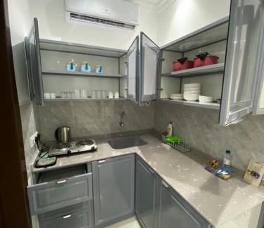 Sabya Apartment | Child-Friendly Getaway at روحانه Hotel for Your Family