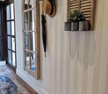 Medina Ski Chalet | Discover استراحة ريف طيبة: Family & Pet-Friendly Retreat