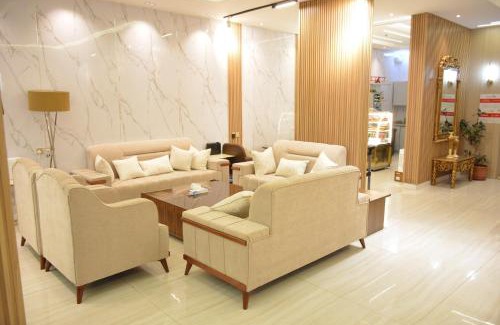 Sakaka Apartment | Discover زائر الشمال للشقق الفندقية with Ocean Views