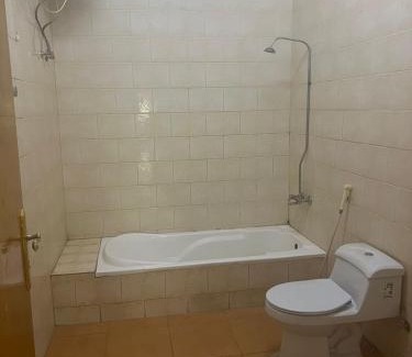 'Asir Apartment | Comfortable سارة للشقق المفروشة with Family-Friendly Amenities