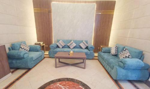 Al-Hamadaniyah Apartment | Sarah Furnished Apartments - Family-Friendly in Al-Hamdaniah