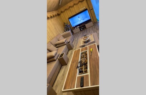 Riyadh Ski Chalet | Pet-Friendly شالية فهد: Rated 9/10 for Family Fun