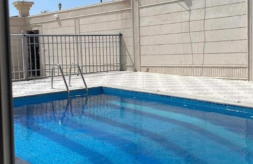 Taif Ski Chalet | Relaxing Getaway at شالية لوليا with Pool & Kids Activities