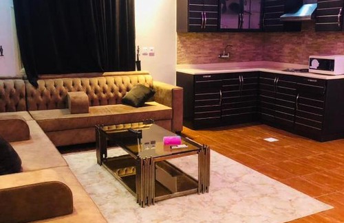 Khamis Mushait Apartment | Experience the Comfort of شاليهات الامازون with Private Pools