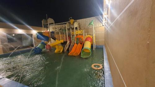 Al Kadarah Ski Chalet | Family-Friendly Water Park Chalets in Al-Darb