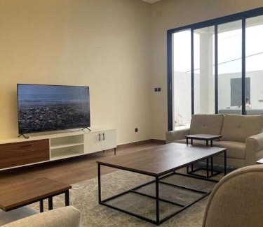 'Asir Apartment | Experience Comfort at شاليهات الفهد with Pool & Family Fun