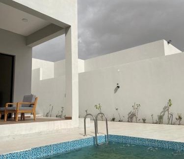 'Asir Apartment | Experience Comfort at شاليهات الفهد with Pool & Family Fun