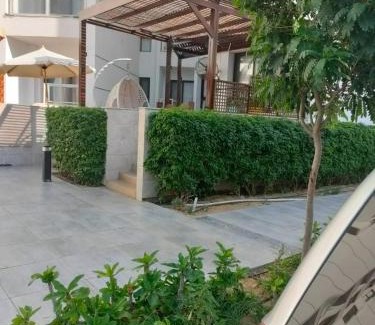 Al-Manasrah Apartment | Unforgettable Family Retreat at شاليهات بورتوسعيد