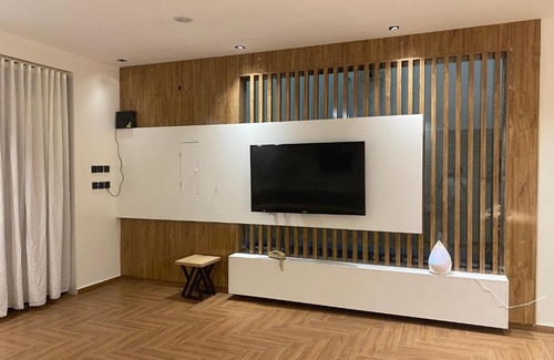 Khamis Mushait House | Discover شاليهات بيات فيلا: Family-Friendly Retreat with Pool