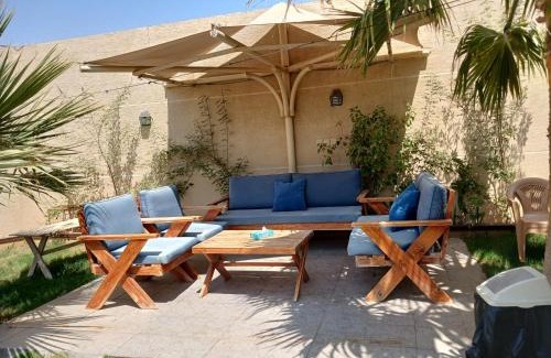 Diryah Ski Chalet | Discover شاليهات ديور: Family-Friendly Getaway with Pool