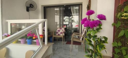 Al-Manasrah Apartment | Oceanfront Retreat at Porto Said Resort: Pet Friendly Stay