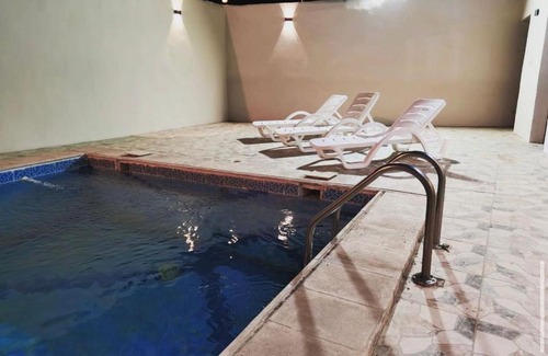 Mecca Ski Chalet | Delightful شاليه العز للمناسبات with Pool and Pet-Friendly Stay