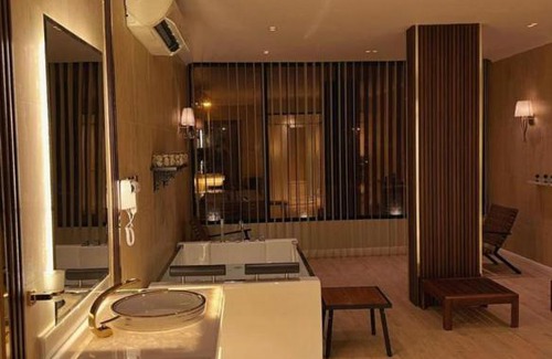 Dhahran Ski Chalet | Discover شاليه القند: Your Ocean View Retreat Awaits