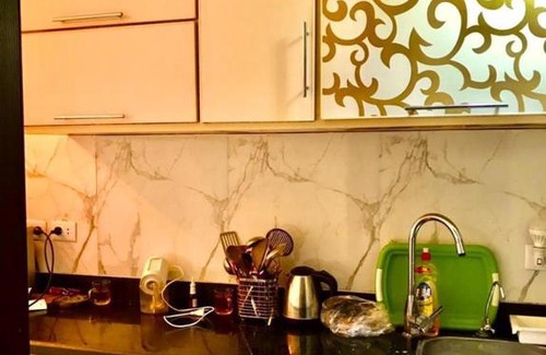 Al-Manasrah Apartment | Discover Relaxation at شاليه ببورتو سعيد with Pool Access