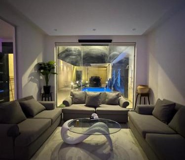 Banban Ski Chalet | Exclusive Chalet with Modern Amenities for Memorable Stays