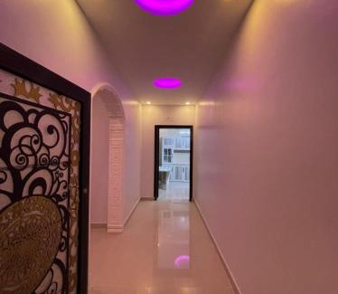 Medina Ski Chalet | Relaxing Retreat at شاليه درة العاقول with Pool Access