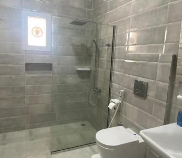 Al Hadd Apartment | Top-Rated Dorrat Ras Al Jinz Chalet with Pool & Family Fun