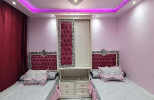 Al-Manasrah Apartment | Cozy Oceanfront Chalet in Port Said with Private Pool