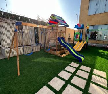 Al Khobar Ski Chalet | Discover Cady Resort: Family-Friendly Retreat with Pool