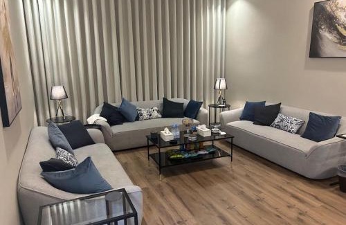 Riyadh Ski Chalet | Pet-Friendly Getaway at Crystal Chalet in Kairouan