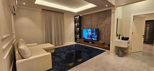 Riyadh Apartment | Modern Apartment with Smart Access and Outdoor Seating