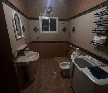 Jeddah Apartment | Explore Comfort at شقة الغامدي 2 for Your Travel Stay