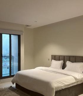 Al Kharj Apartment | Modern Apartment with Independent Entry and Child-Friendly Space