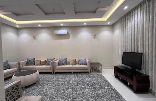 Khamis Mushait Apartment | شقة غرفتين ومدخل سيارة دور ارضي الضيافة